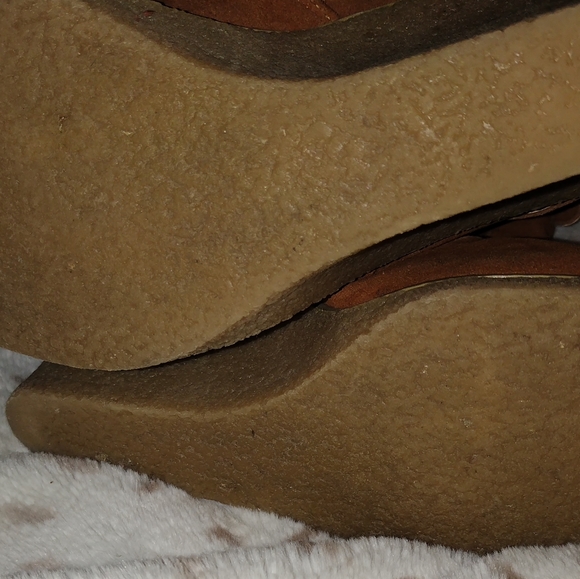 3/$30 Wedge boots - Picture 8 of 16